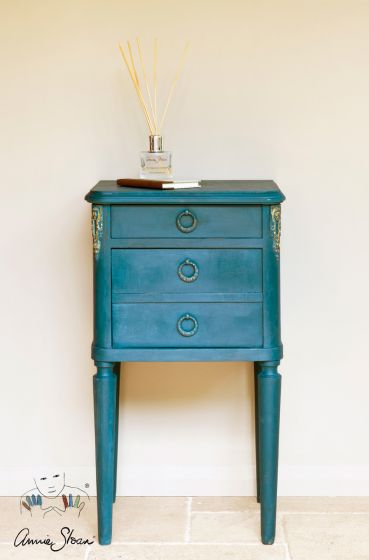 Annie Sloan chalk paint Aubusson Blue