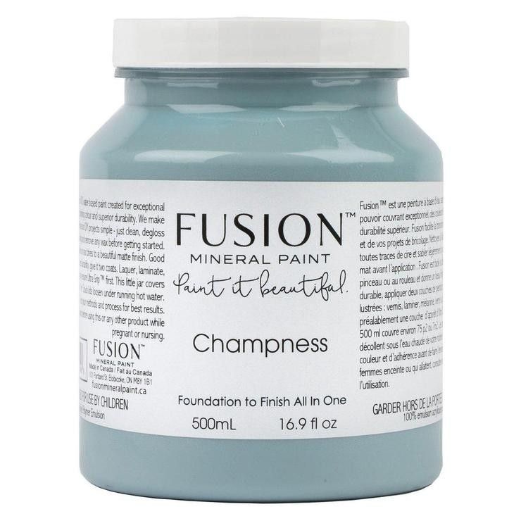 Fusion Mineral Paint - CHAMPNESS