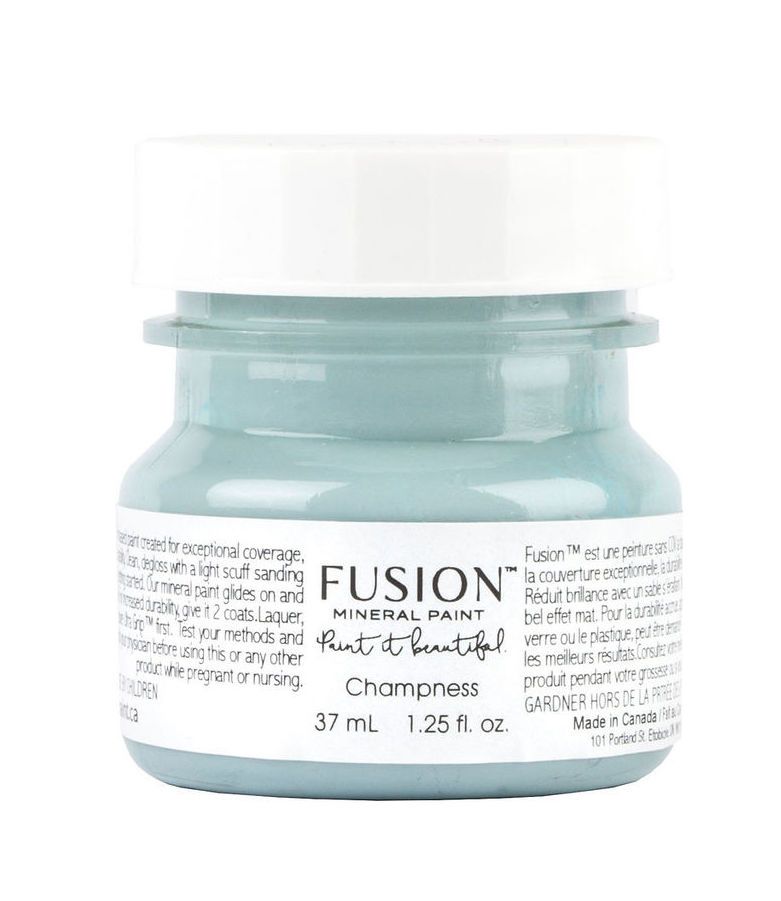 Fusion Mineral Paint - CHAMPNESS