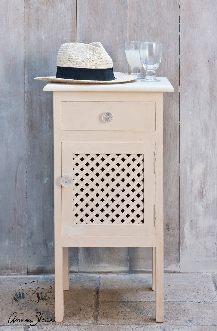 Annie Sloan chalk paint Old Ochre