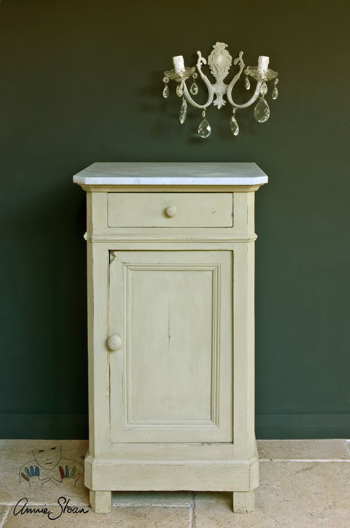 Annie Sloan chalk paint Versailles